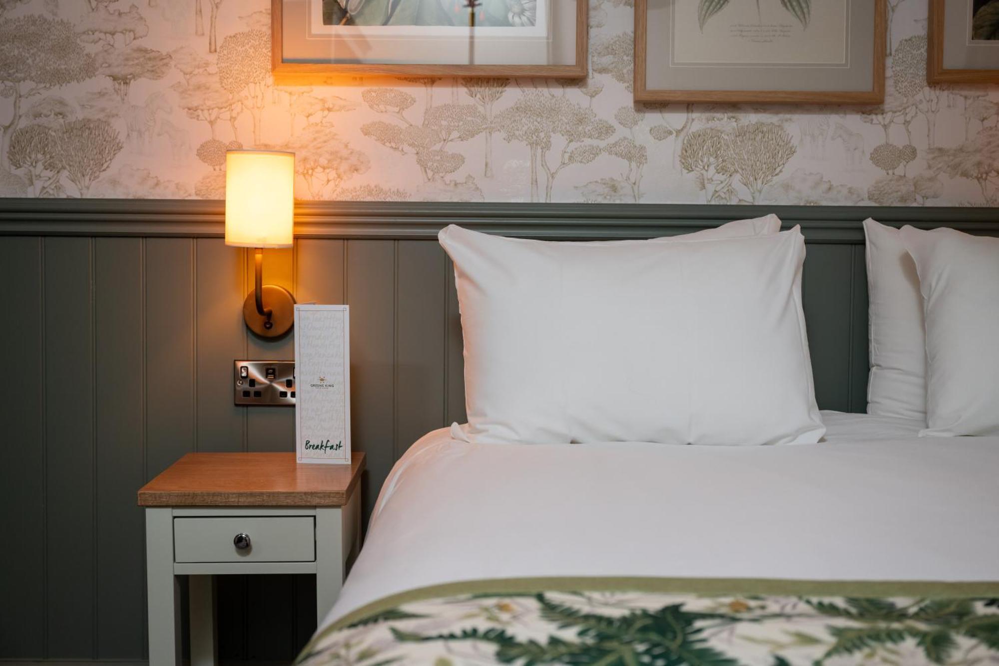 The White Hart Inn By Greene King Inns บักกิงแฮม ภายนอก รูปภาพ